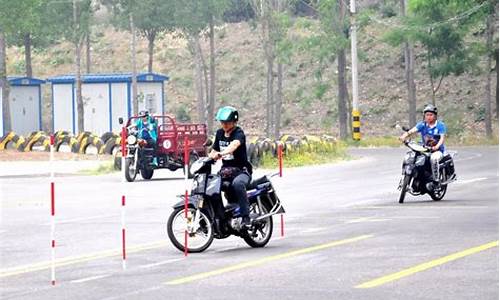 房山岳各庄驾校学摩托多少钱_岳各庄驾校摩